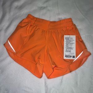Lululemon Hotty Hot Low-Rise Lined Short Orange Soda 4" SIZE 4